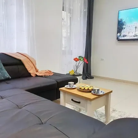 Apartment Elegance - 