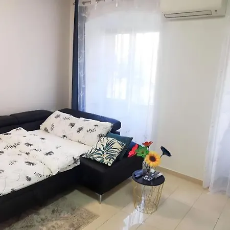 Apartment Elegance - 